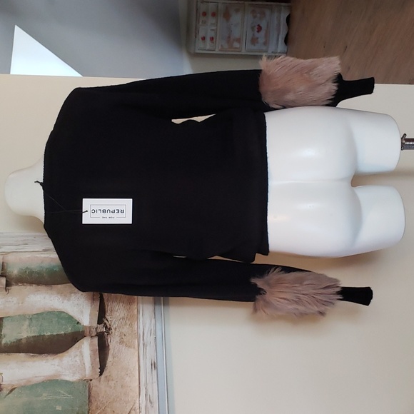 For The Republic Sweater - Picture 8 of 10